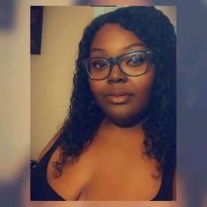 Meet your Posher, Shalonda